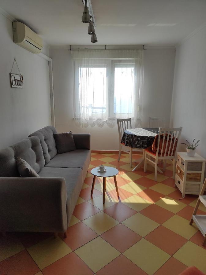 Sunny Apartment In Риека Экстерьер фото