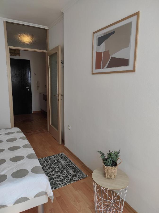 Sunny Apartment In Риека Экстерьер фото